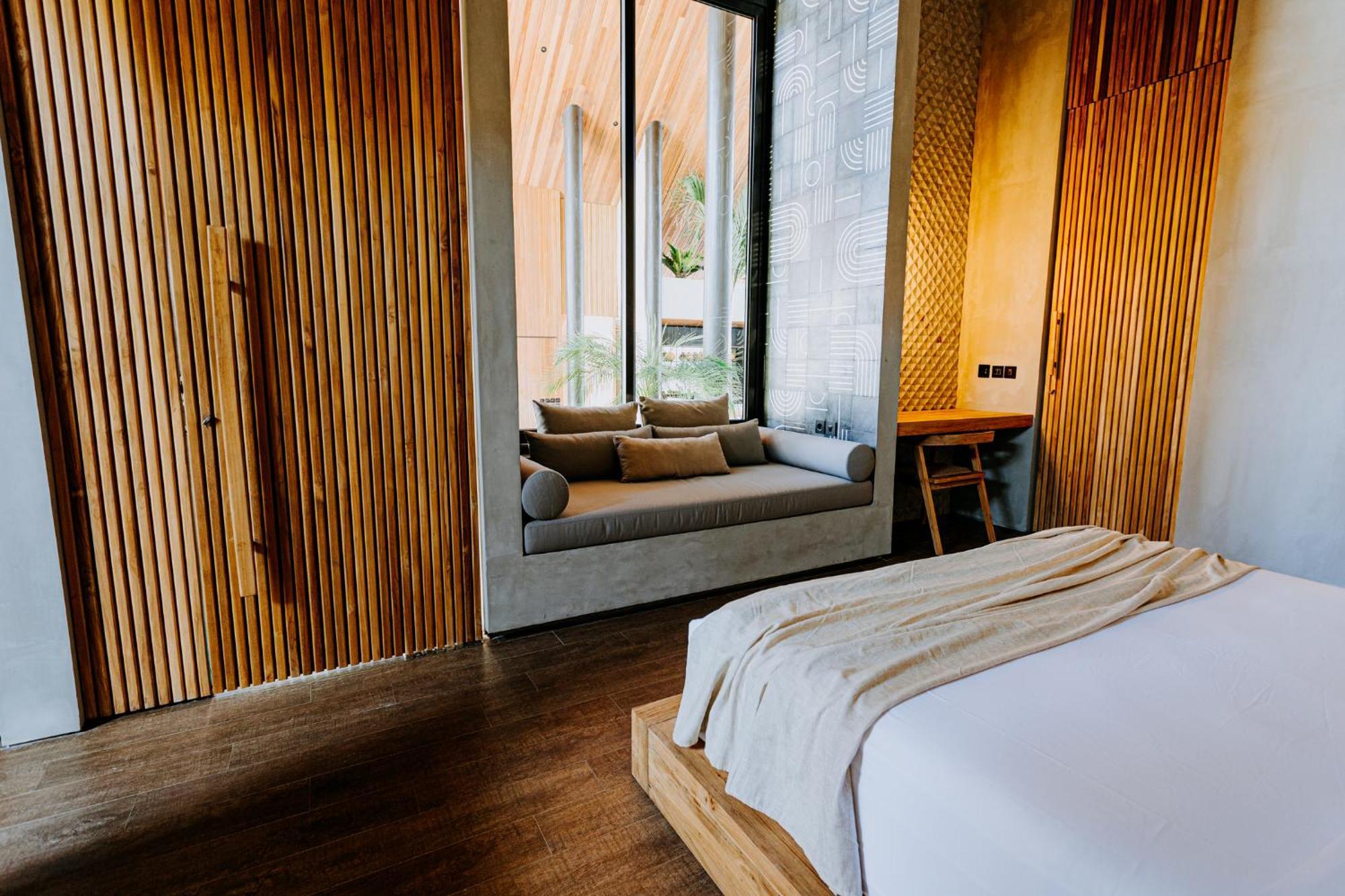 Villa Feh Bali By House Of Winds - Neo Tropical Eden Near Canggu Kerobokan Екстериор снимка